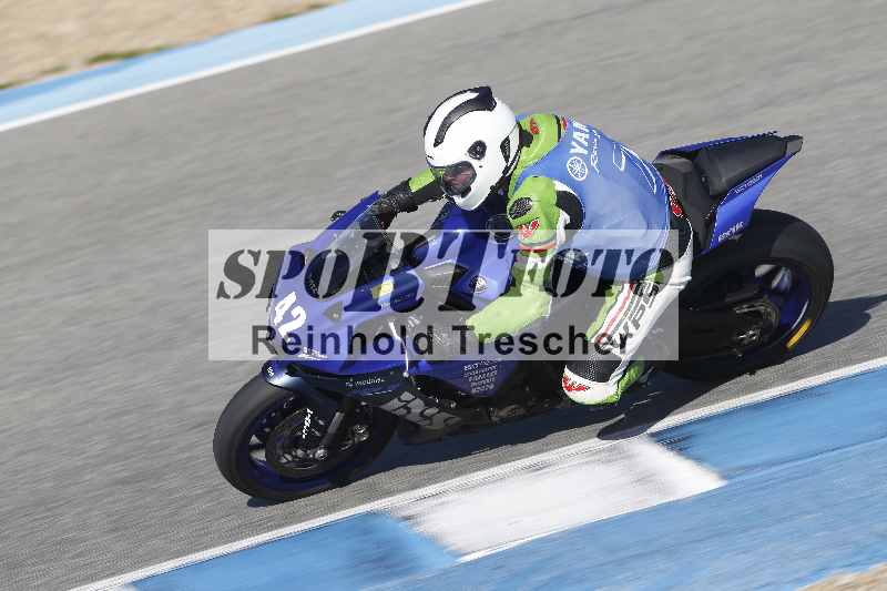 /Archiv-2024/02 29.01.-02.02.2024 Moto Center Thun Jerez/Gruppe gruen-green/42